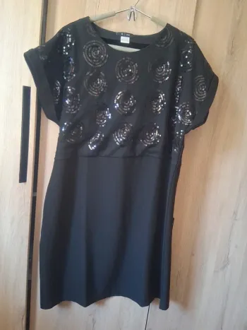 Robe noir La Redoute avec paillettes