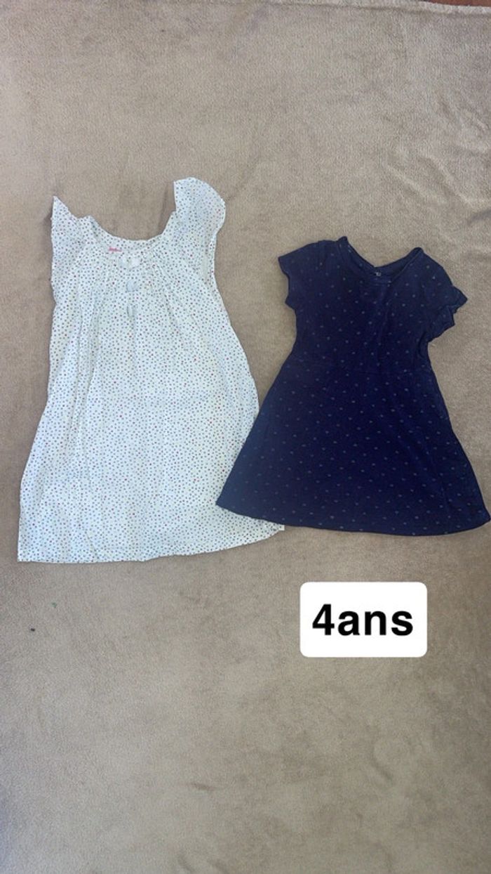 Lot de robe 4ans