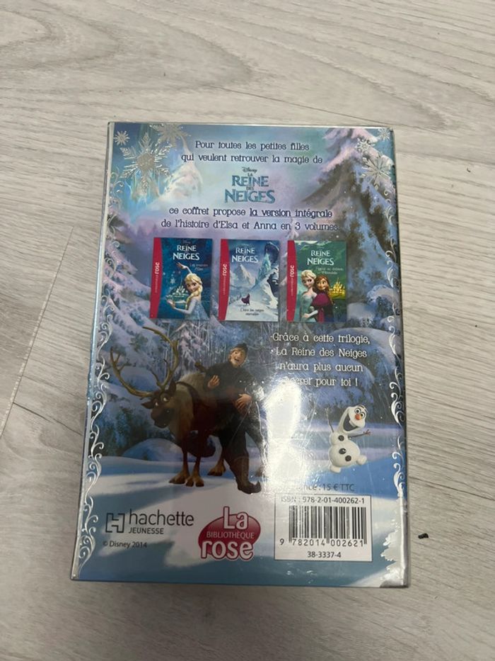 Lot de 3 livres la reine des neige neufs - photo numéro 2