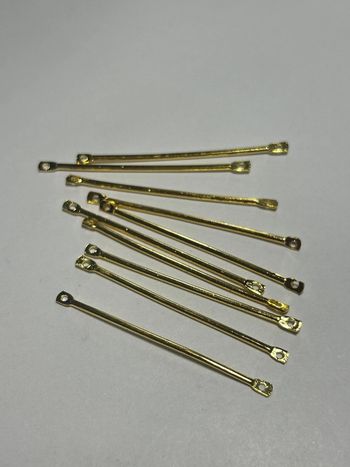 A831, Accessoires dorés création de bijoux