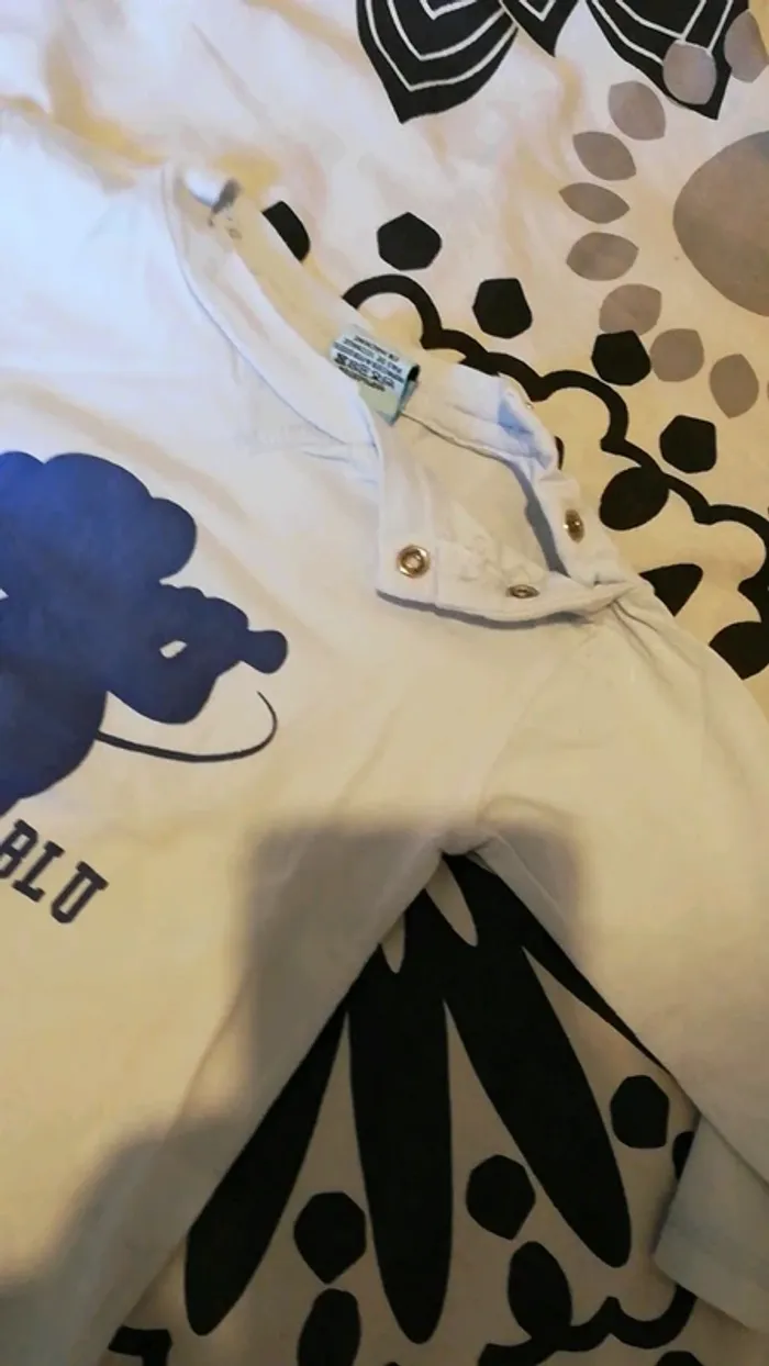 Tee-shirt 6mois - photo numéro 2