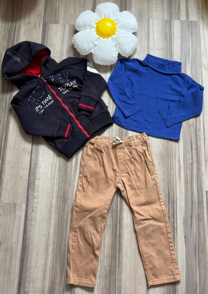 Lot 4 ans pantalon et gilet