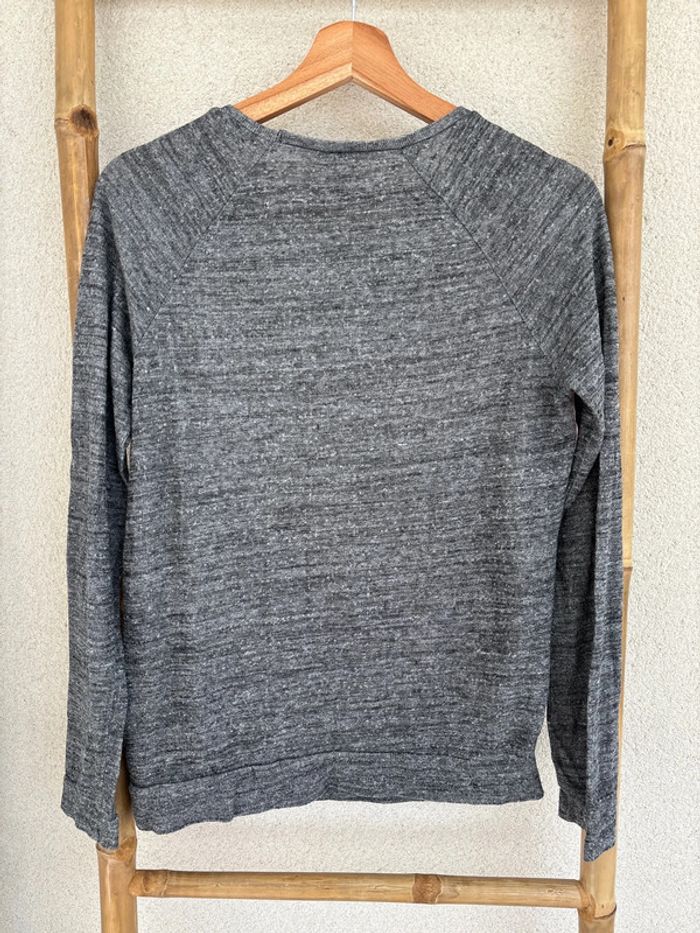 pull léger avec motifs roses - photo numéro 5