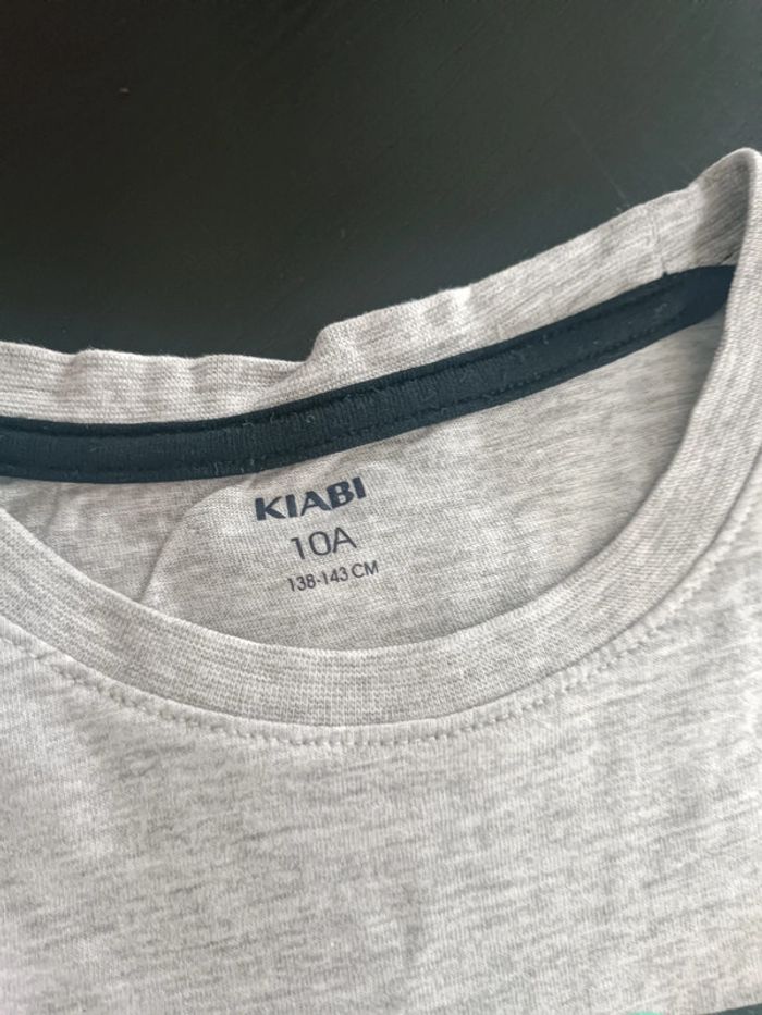 Tee shirt Kiabi 10 ans - photo numéro 3