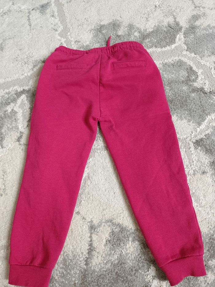 Jogging rose - photo numéro 2