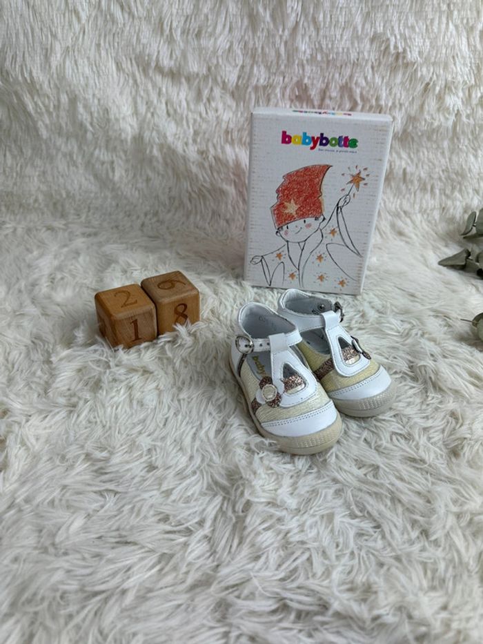 Paire de sandales Babybotte taille 18