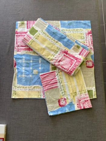 Parure de lit (2 taies d’oreillers + housse de couette)