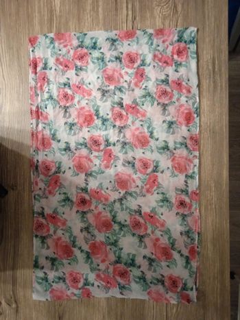 Tour de cou femme largeur 160 cm - hauteur 50 cm
