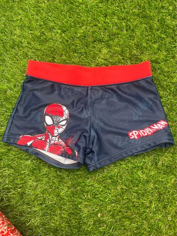 Très beau maillot de bain  Spiderman