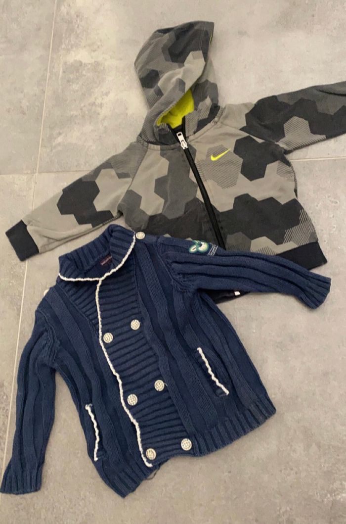 Lot Pull et gilet - photo numéro 2