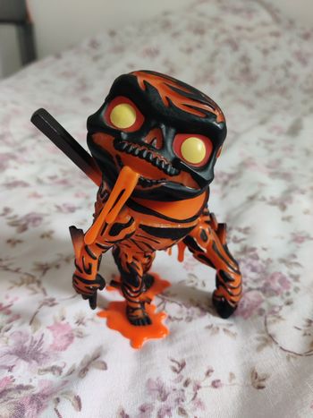 Pop molten man