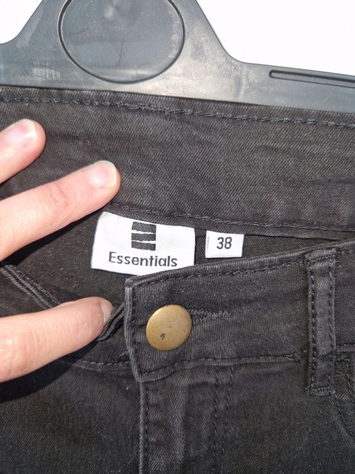 Jean noir essentials taille 38 neuf avec étiquette - photo numéro 4