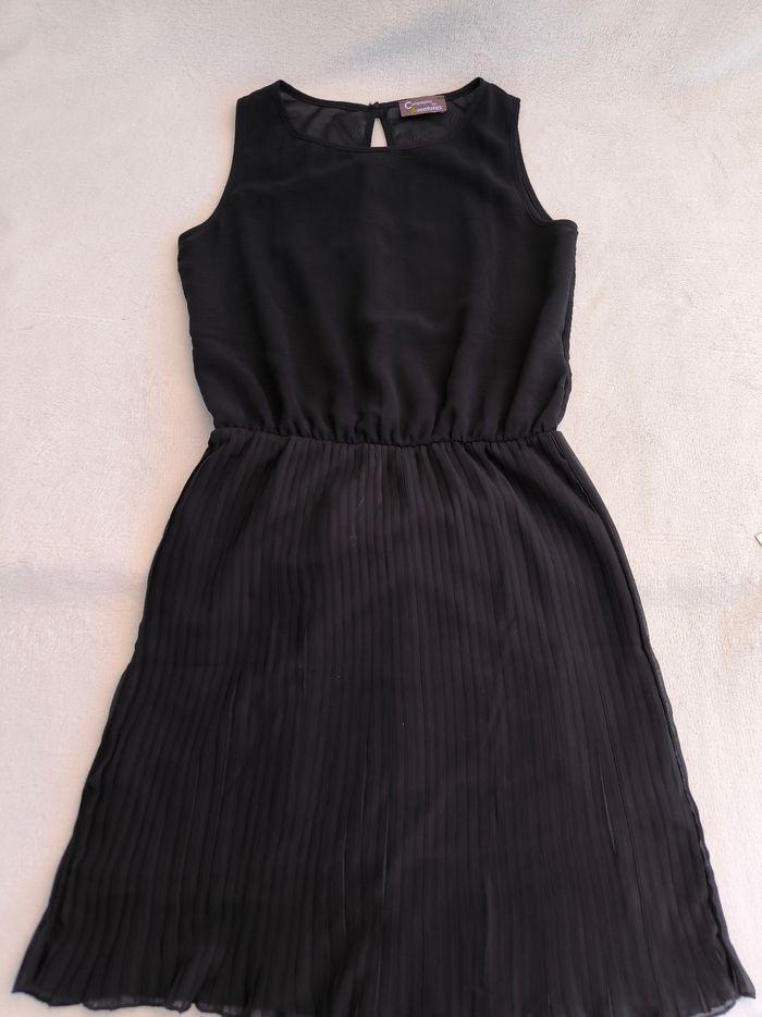 Robe Compagnie des aventures 38 - photo numéro 3