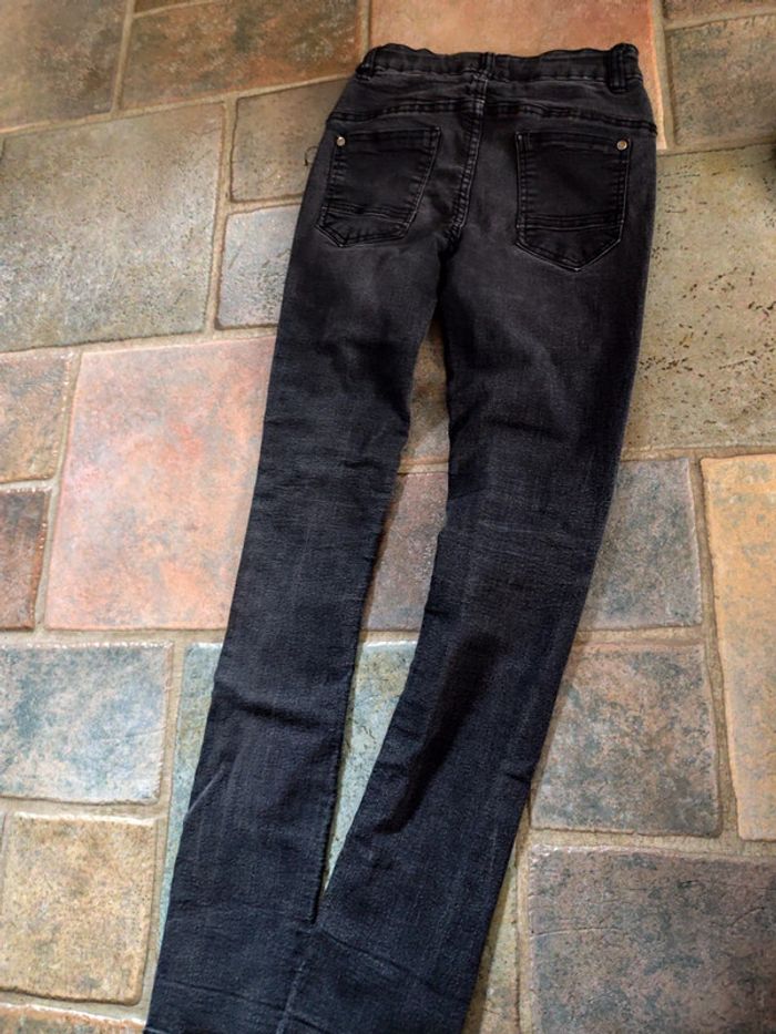 Lot pantalons - photo numéro 3