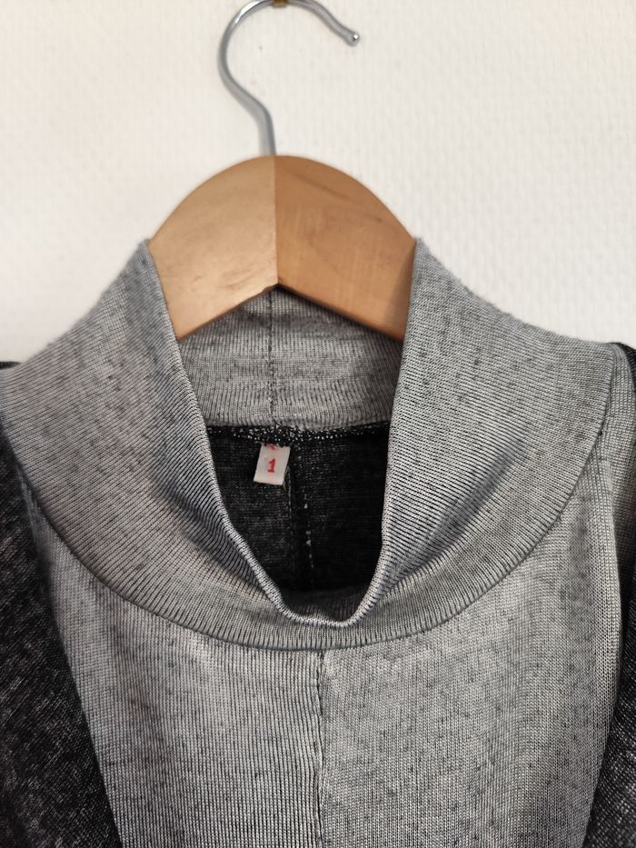 Robe argentée acier modele cache coeur à capuche taille 1 - photo numéro 2