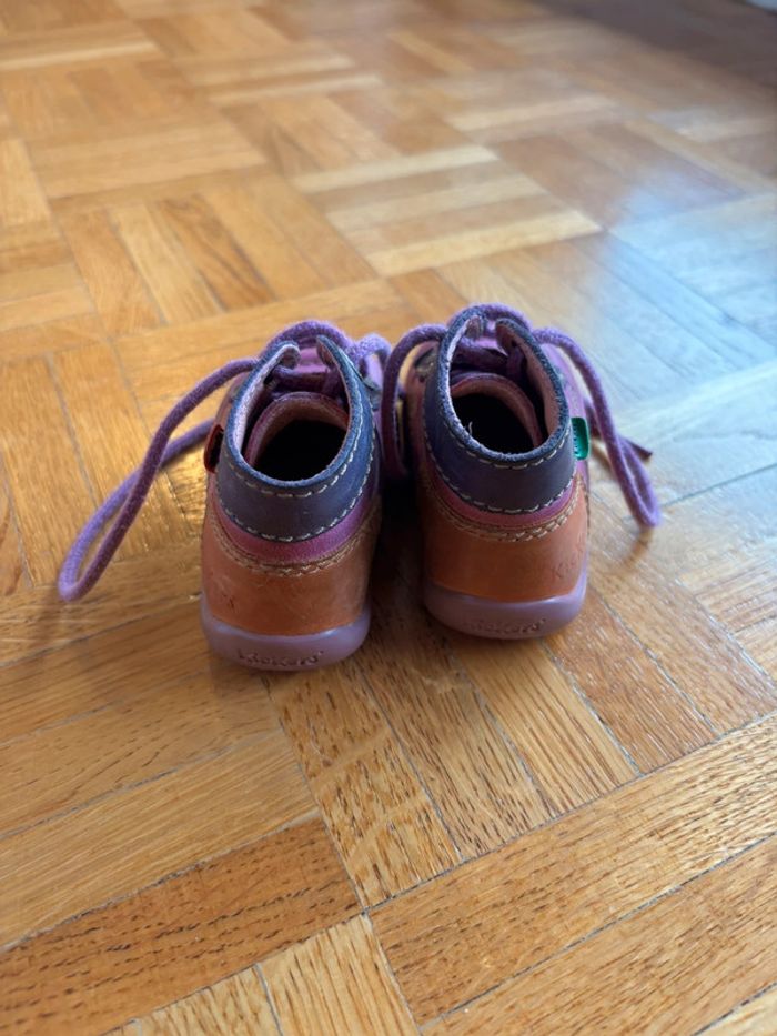 Bottines Kickers 18 très bon état - photo numéro 3