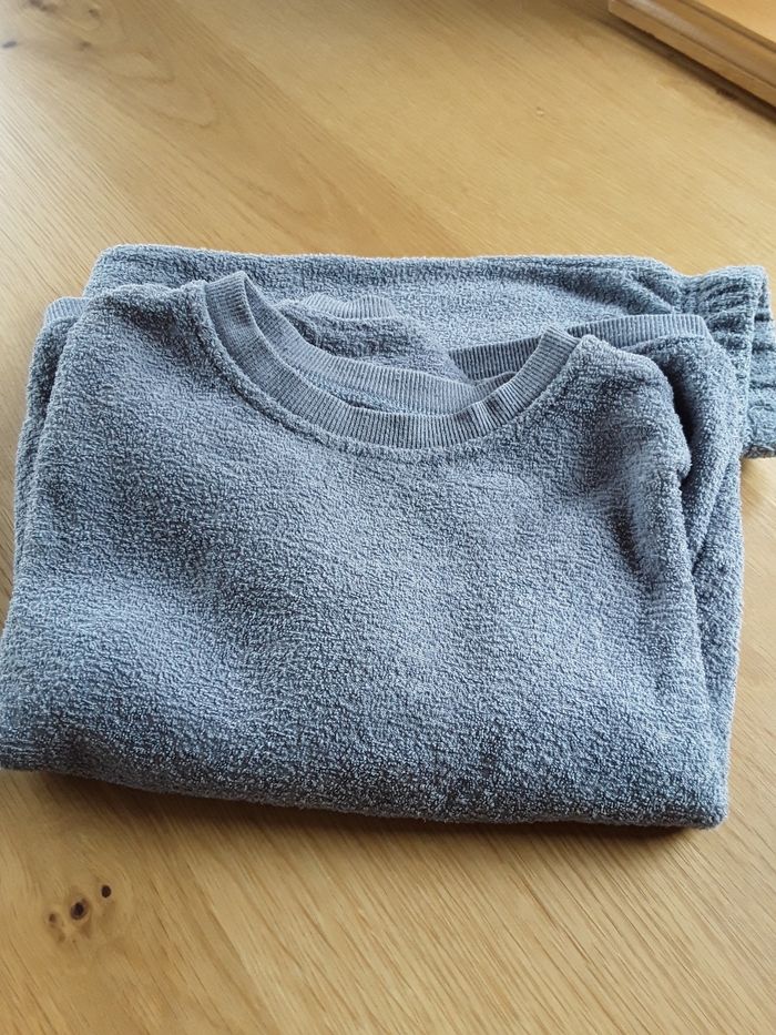 Lot de vêtements - photo numéro 2
