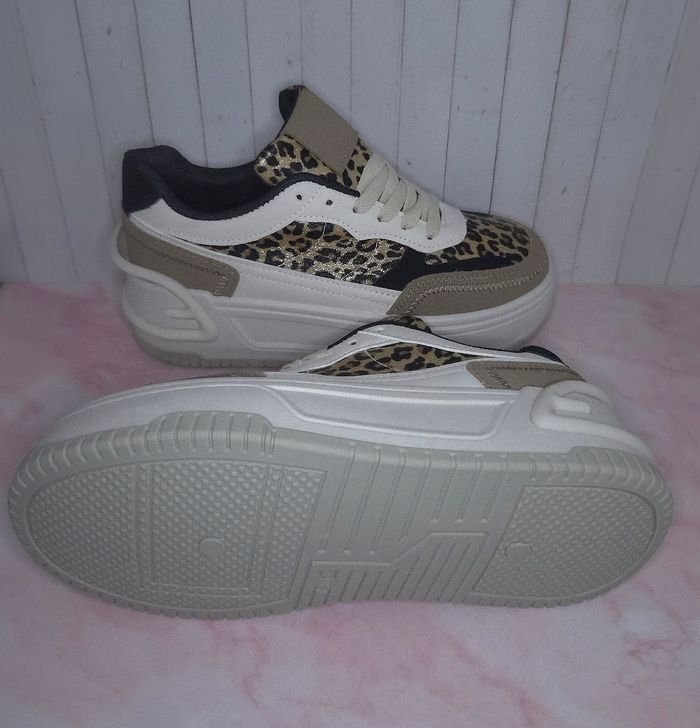 Baskets femmes léopard doré tendances - Taille 36 - NEUVES 🌟 - photo numéro 4