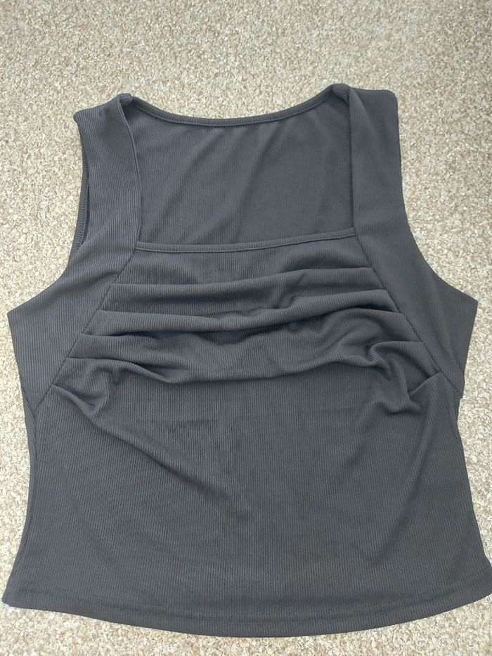 Debardeur noir Shein - photo numéro 2