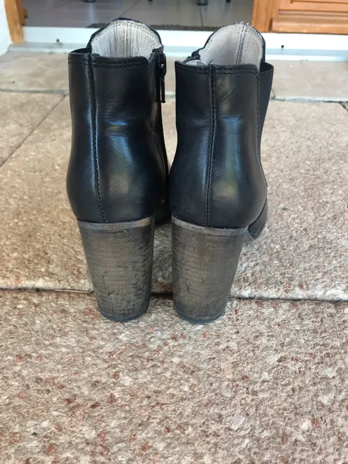 Bottines à talon noir - photo numéro 3