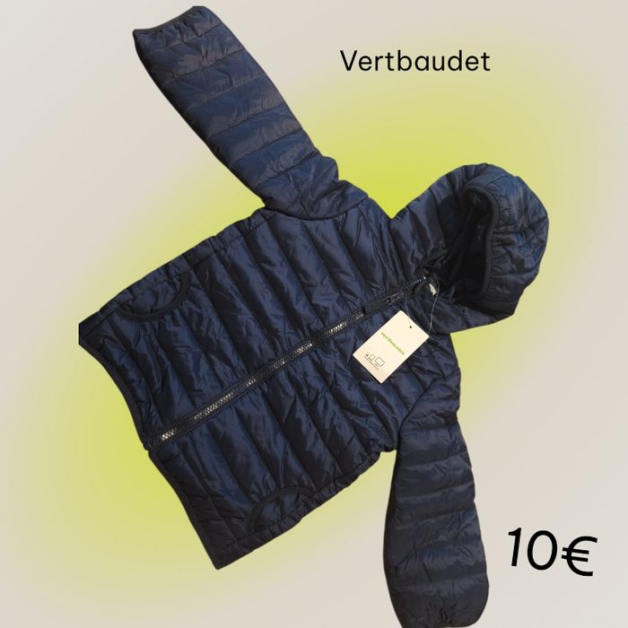 Doudoune légère à capuche garçon 

Vertbaudet neuve étiquetée 3 ans - photo numéro 3