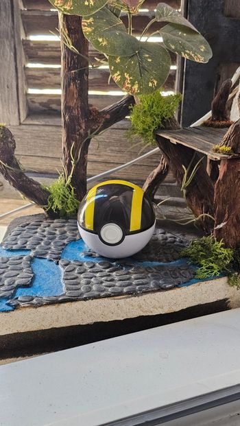 Super pokeball pour figurine Pokemon Nintendo