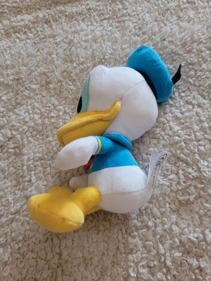Peluche disney Donald - photo numéro 2