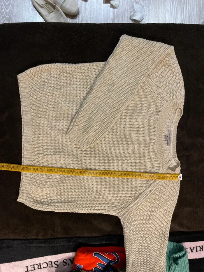 Pull beige doré