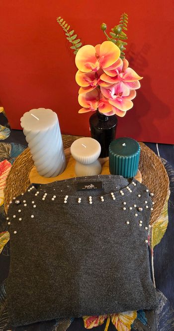 Robe-pull grise avec perles 36