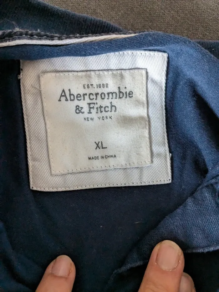 Polo Abercrombie & Fitch - bleu marine. - photo numéro 3