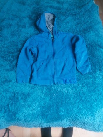 Gilet bleu YCC 6ans