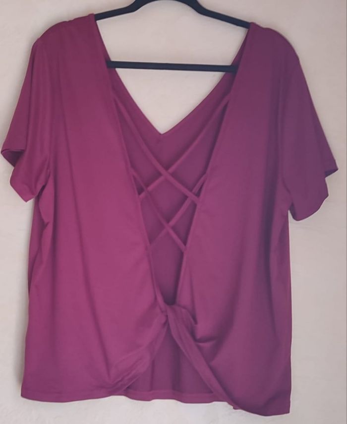 T-shirt rouge-bordeaux - photo numéro 2