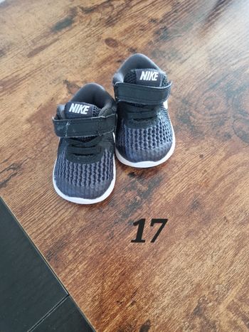 Nike taille 17