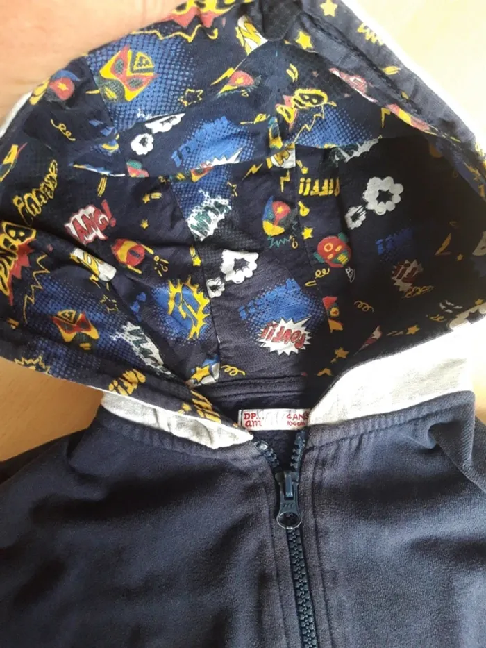 Gilet à capuche 4 ans - photo numéro 4