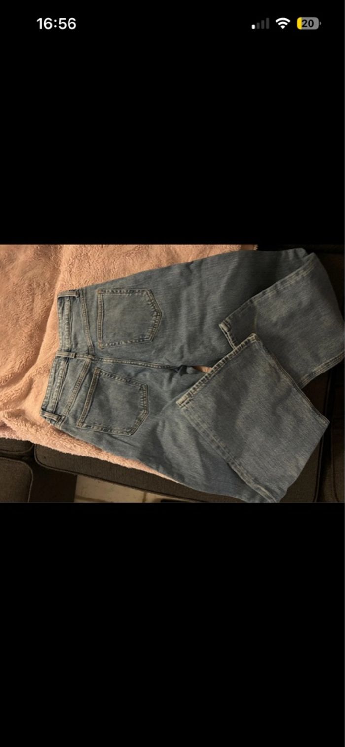 Jean bleu - photo numéro 2