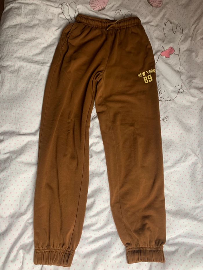 Jogging marron Kiabi, 32 (12 ans)