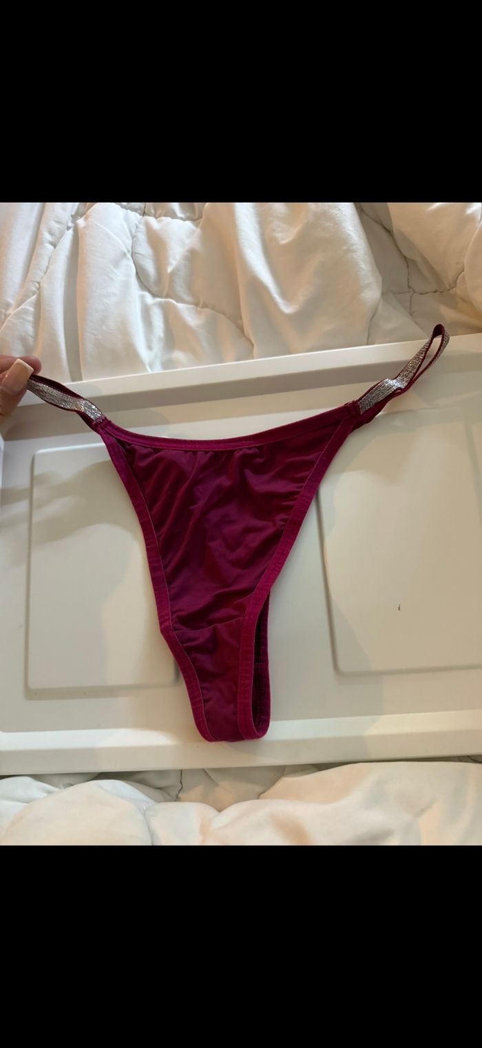 string rouge