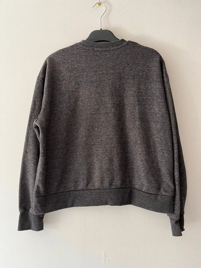 🌸 Jolie sweat gris primark Taille S 🌸 - photo numéro 2