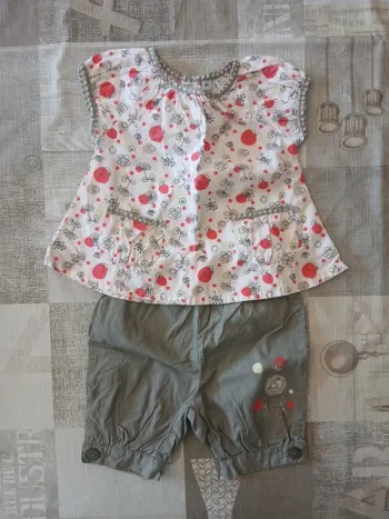 Ensemble 6 mois fille