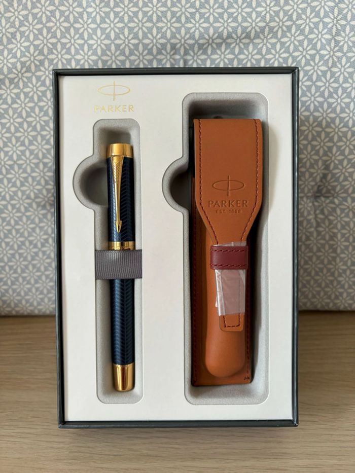 Coffret Stylo Bille "Prestige Blue Chevron GT Duofold + Etui Cuir" - photo numéro 3
