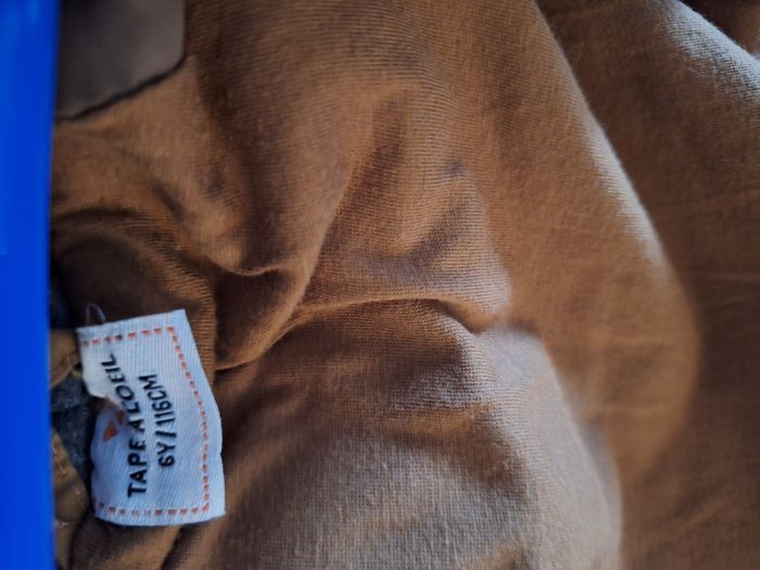 Blouson garçon à capuche . Entre saison - Taille 6 ans - photo numéro 8