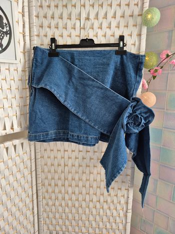 Jolie jupe  en jean Boohoo  détail rose femme TXL / 42