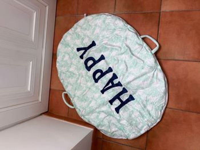 Tapis de jeu nomade 2 en 1 neuf.