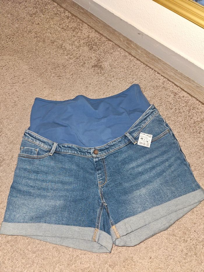 Short jean