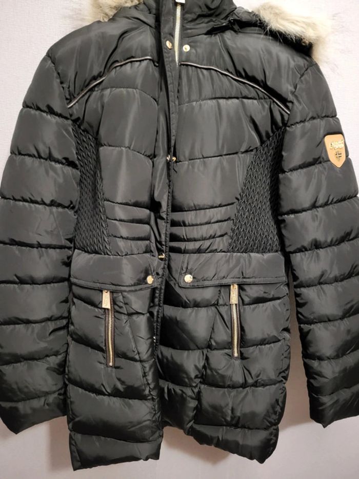 Manteau noir - photo numéro 3