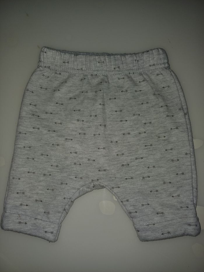 Sarouel taille 1 mois