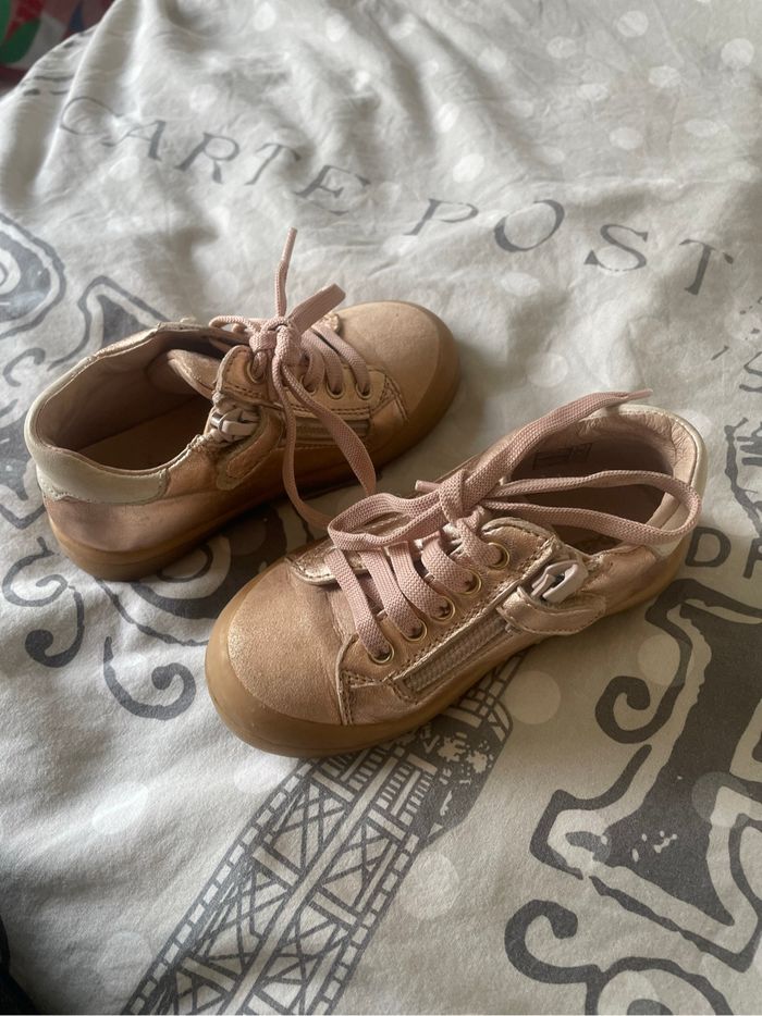Chaussures cuir taille 24 - photo numéro 2