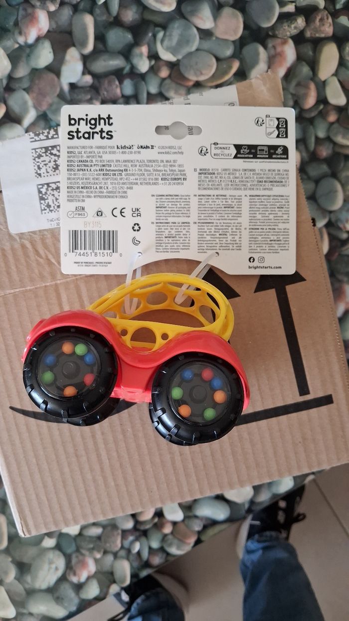 Voiture Oball Rattle & Roll - Bright Starts (Neuve) - photo numéro 2