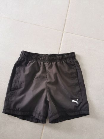 Short Puma taille 10 ans neuf