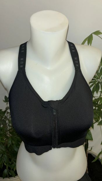 Brassière de sport neuve jamais porté taille XL